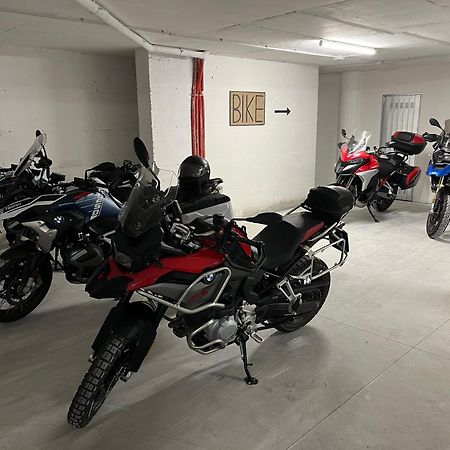 ל'אקווילה B&B Collemaggio מראה חיצוני תמונה